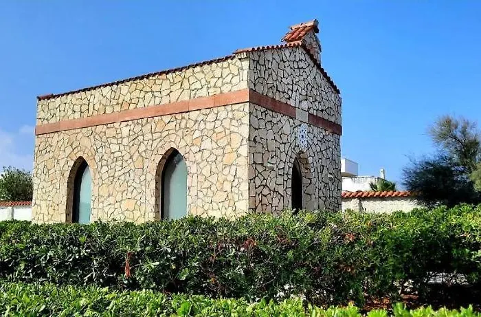 San Domenico 3* Torre A Mare